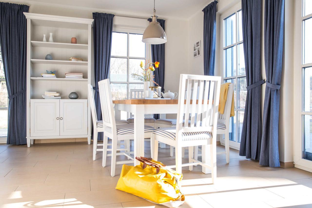 Ferienhaus Schilfrohrsaenger 6 Fuhlendorf  Pokoj fotografie